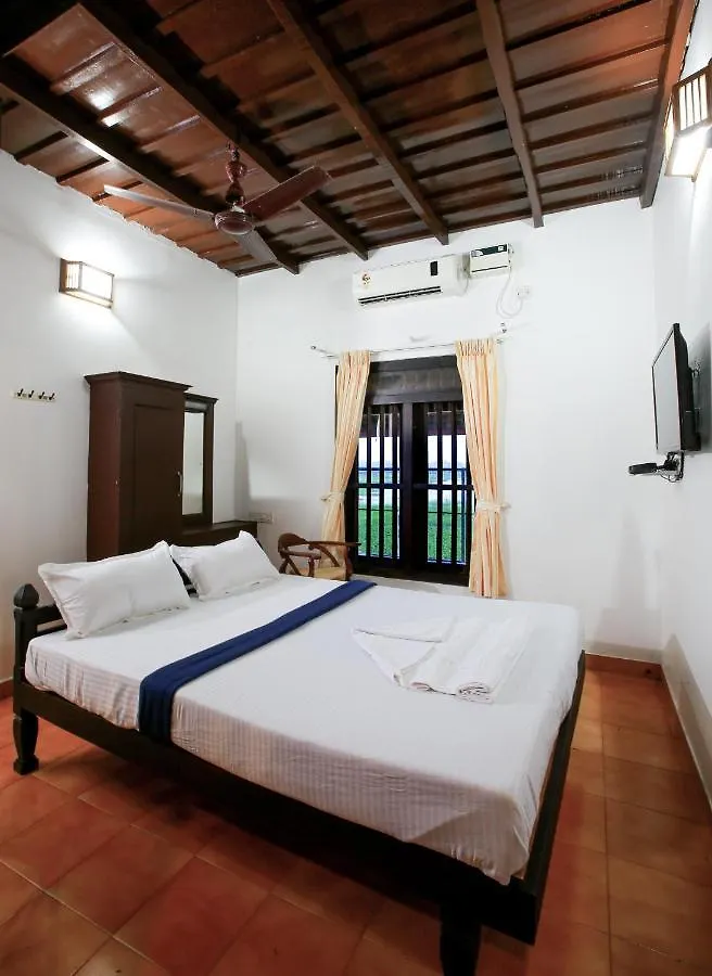 Palmy Lake Resort Alappuzha 2*,  Indien